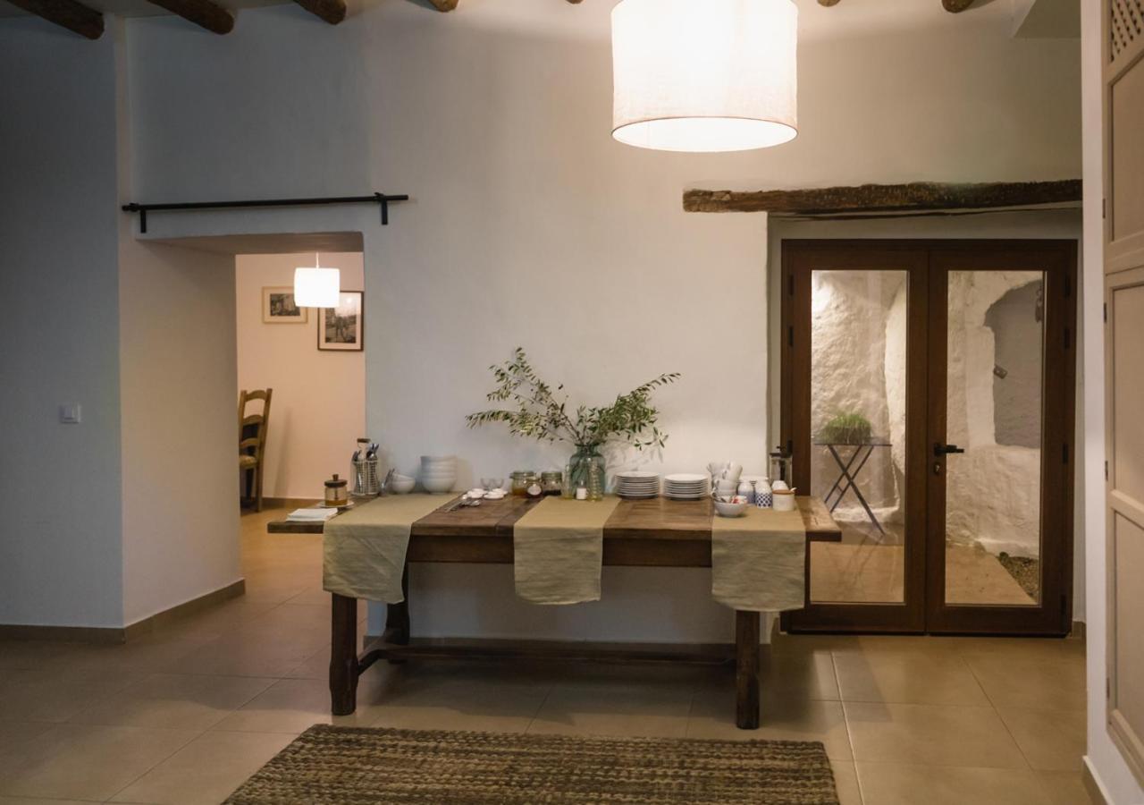 Casa De Los Cuadros Villaluenga Del Rosario Esterno foto